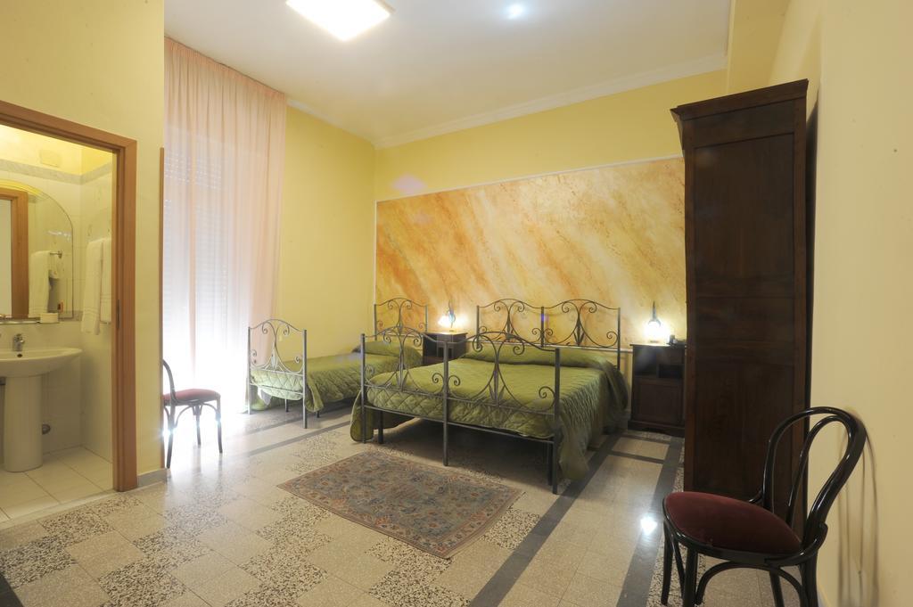Albergo Bellavista Latina Pokoj fotografie